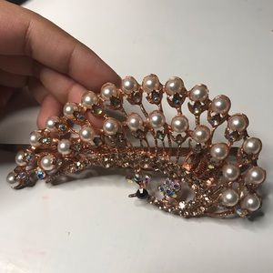 Peacock hair clip on
